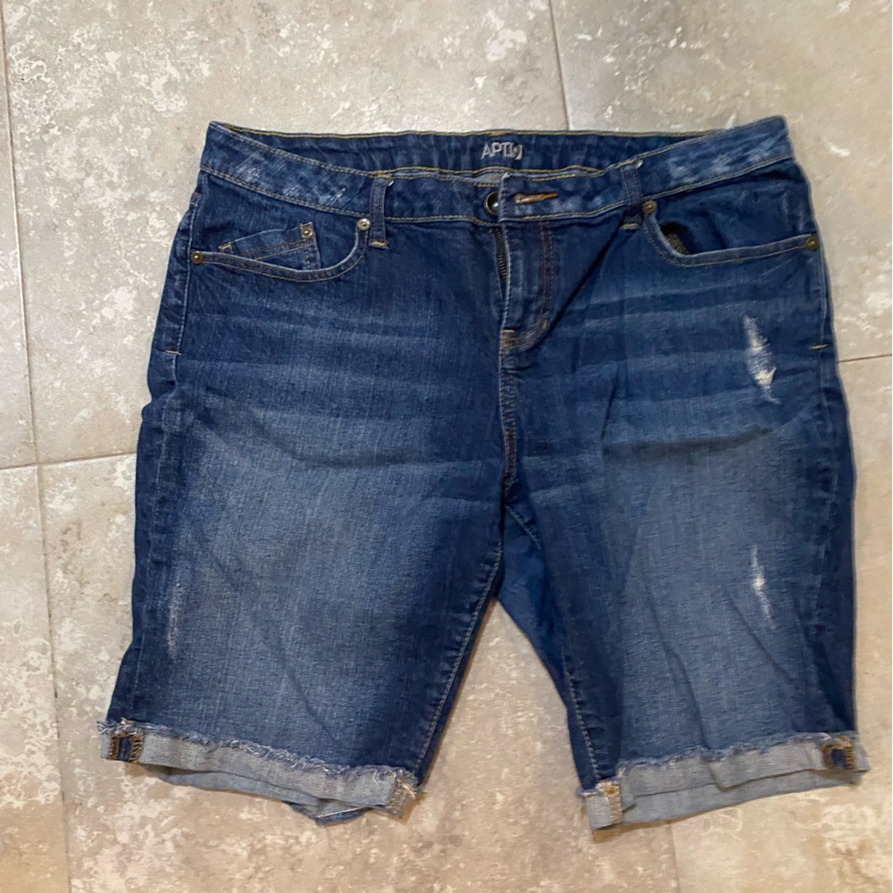 Apt. 9 Dark Blue Denim Jeans